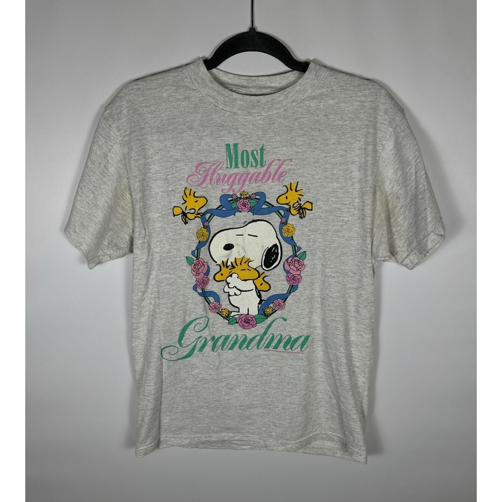 Vintage 90s Snoopy Most Huggable Grandma Shirt Size M Flower Cartoon USA